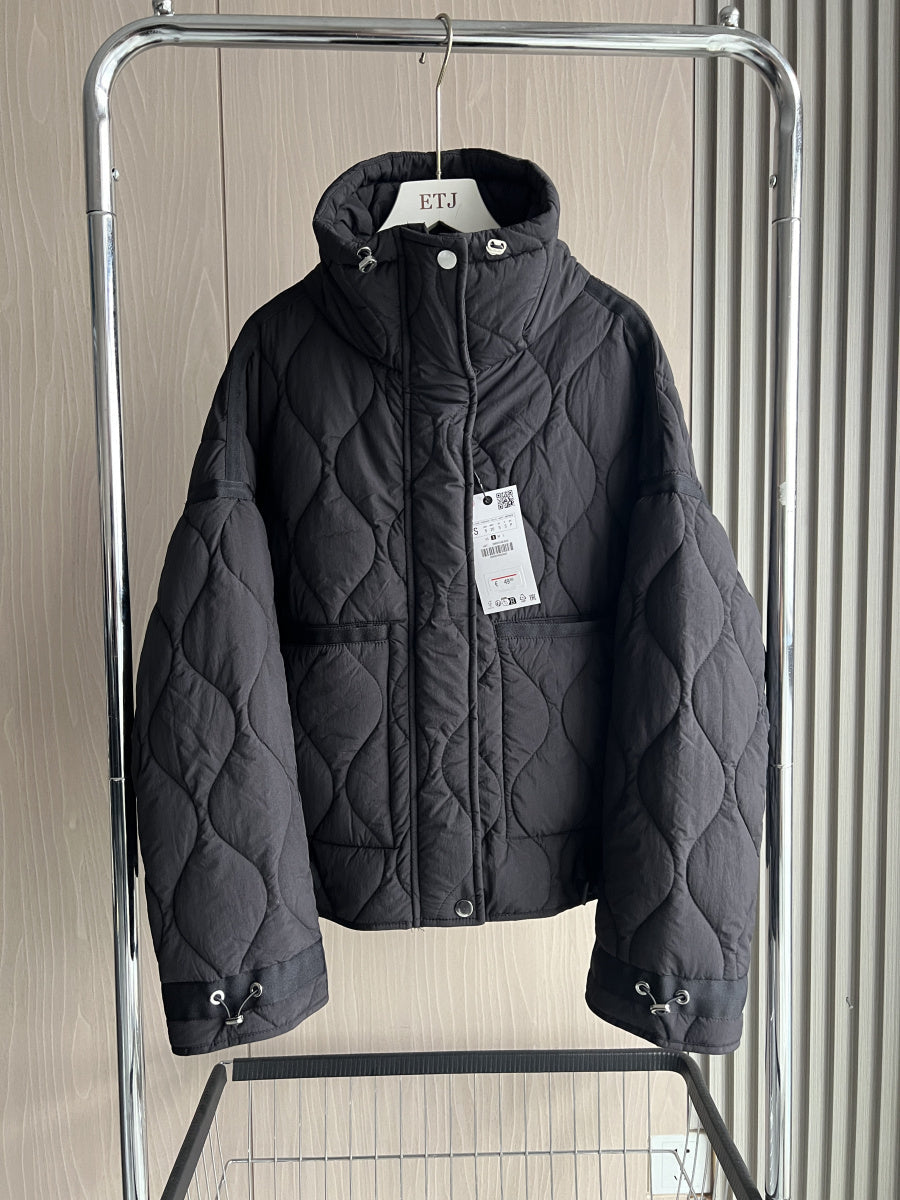 Women’s Quilted Drawstring Jacket – High Neck Cotton Padded Coat with Pockets for Casual Autumn Winter Layering Style