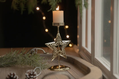 Metal Christmas Tealight Holder – Snowflake and Reindeer Candle Stand for Winter Table Centerpieces and Holiday Home Decor