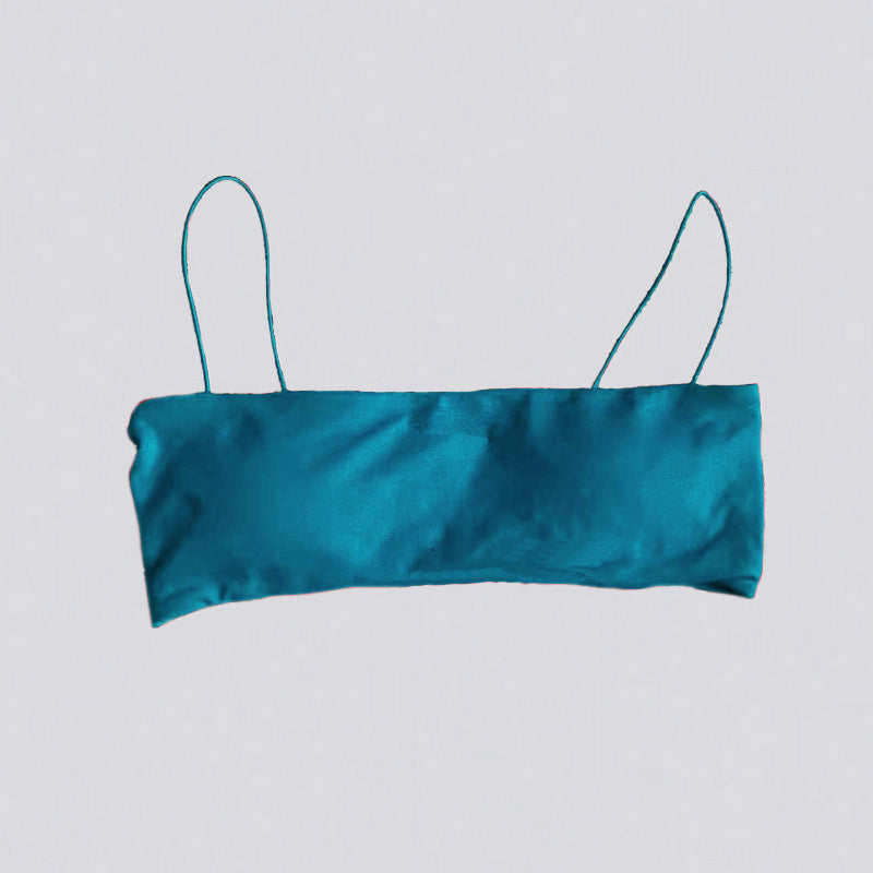 Seamless Strappy Sports Bra – Medium Support Women’s Yoga Crop Top with Comfortable Fit for Gym Workouts, Running, Fitness and Training