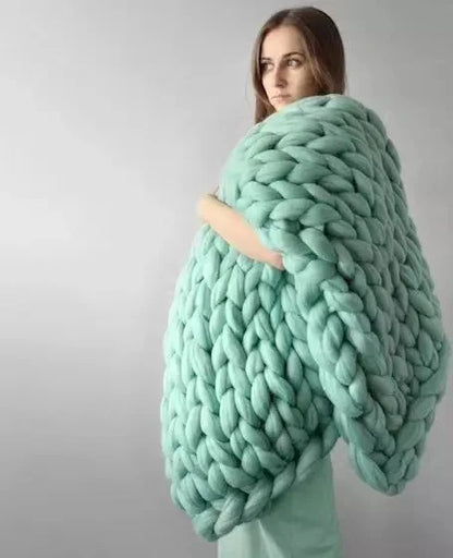 Handmade Chunky Knit Blanket - Thick Wool Throw for Bedroom Decor, Sofa Styling and Cozy Comfort