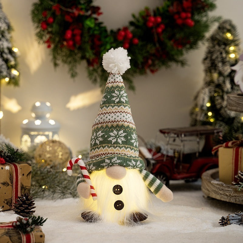 Light Up Christmas Gnome – Plush Knitted Elf Holiday Decoration with Warm LED Glow for Tables, Shelves, Mantels and Festive Displays