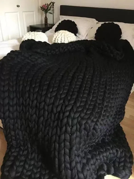 Handmade Chunky Knit Blanket - Thick Wool Throw for Bedroom Decor, Sofa Styling and Cozy Comfort