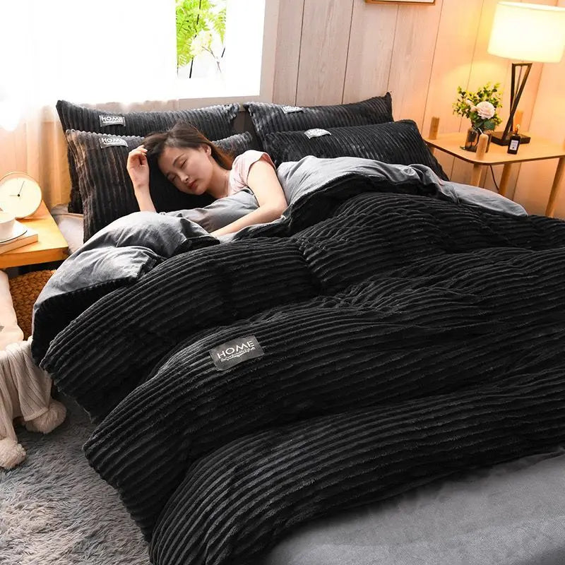 Velvet Duvet Cover Set - Ultra Soft Winter Bedding Collection for Cozy Warmth and Luxurious Comfort