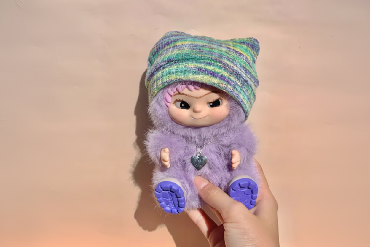 Wakuku Plush Doll Keychain - Kawaii Vinyl Toy Backpack Pendant Accessory for Collectors, Gifts and Cute Everyday Decoration