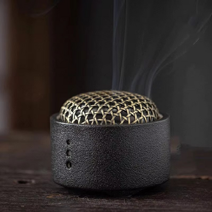Creative Ceramic Incense Burner – Decorative Aromatherapy Incense Holder with Elegant Pedestal Design for Home Fragrance, Meditation, Yoga and Relaxation